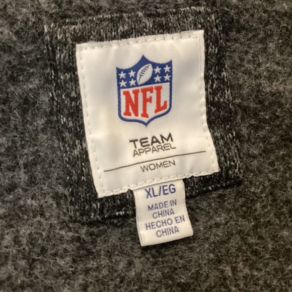 Cleveland Browns womens zip up hoodie made by G-III size XL - Picture 7 of 9